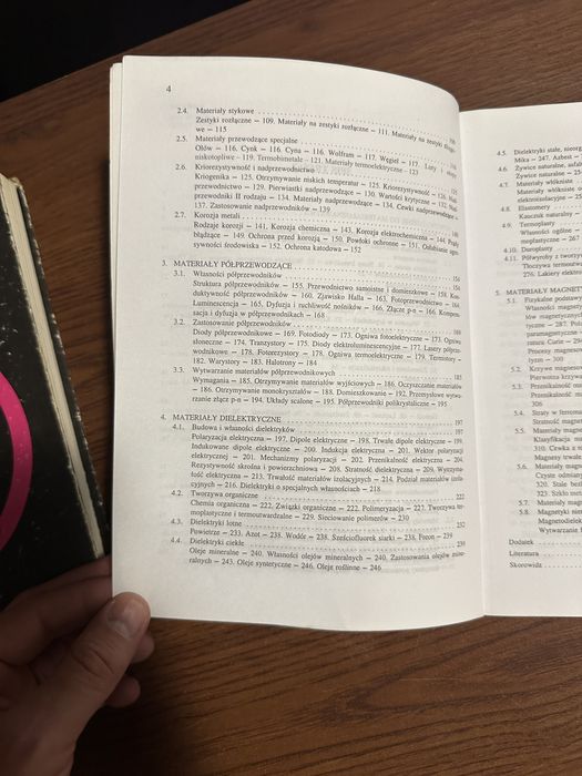 Zuzistaw Celinski Materiatoznawstwo elektrotechniczne