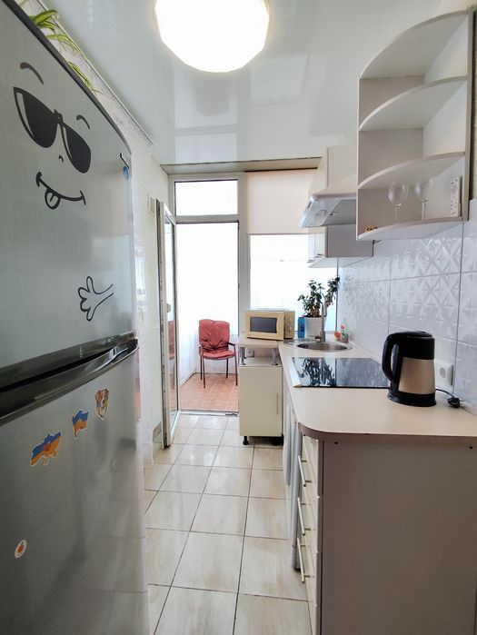 Почасово, посуточно. Свободна  уютная  квартира возле моря. Крыжановка