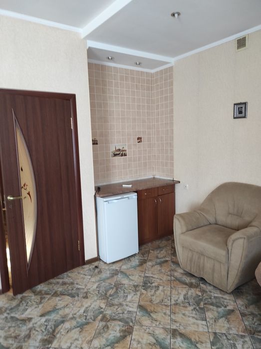 Подобово оренда з банею , банкет залом , мангальною зоною , порковкою