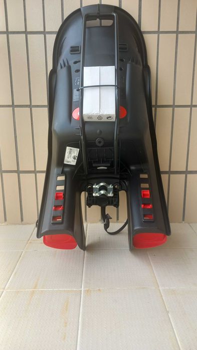 Cadeira porta criança para bicicleta - Fixação no quadro