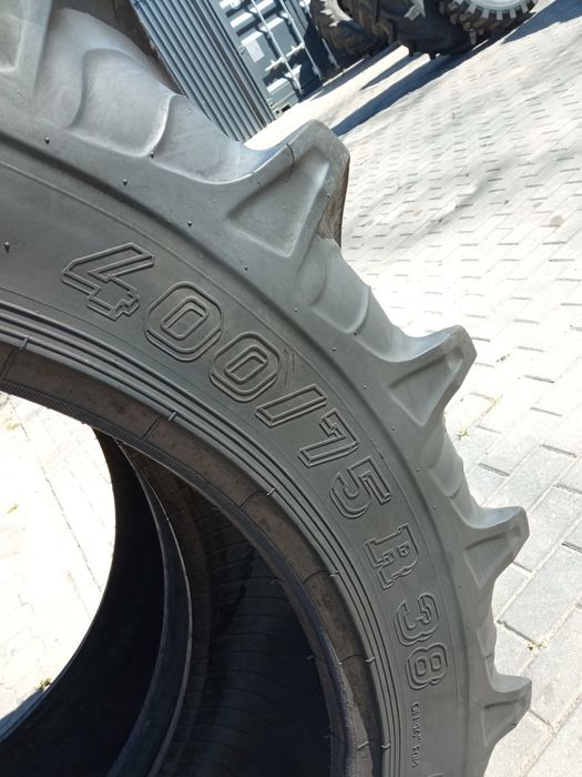 Para opon 400/75R38 ( 15.5R38 )Taurus Point7Specjal