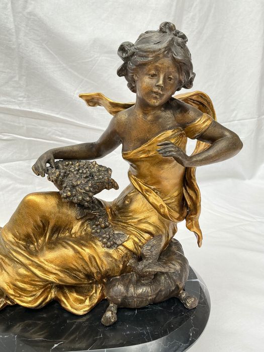 Escultura ”Vindima / Vendange”, escultor Auguste Moreau