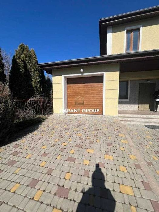 Продається /сучасний котедж/в чудовій локації