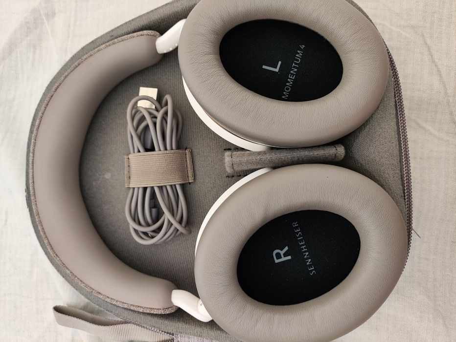 Навушники Sennheiser monentum 4