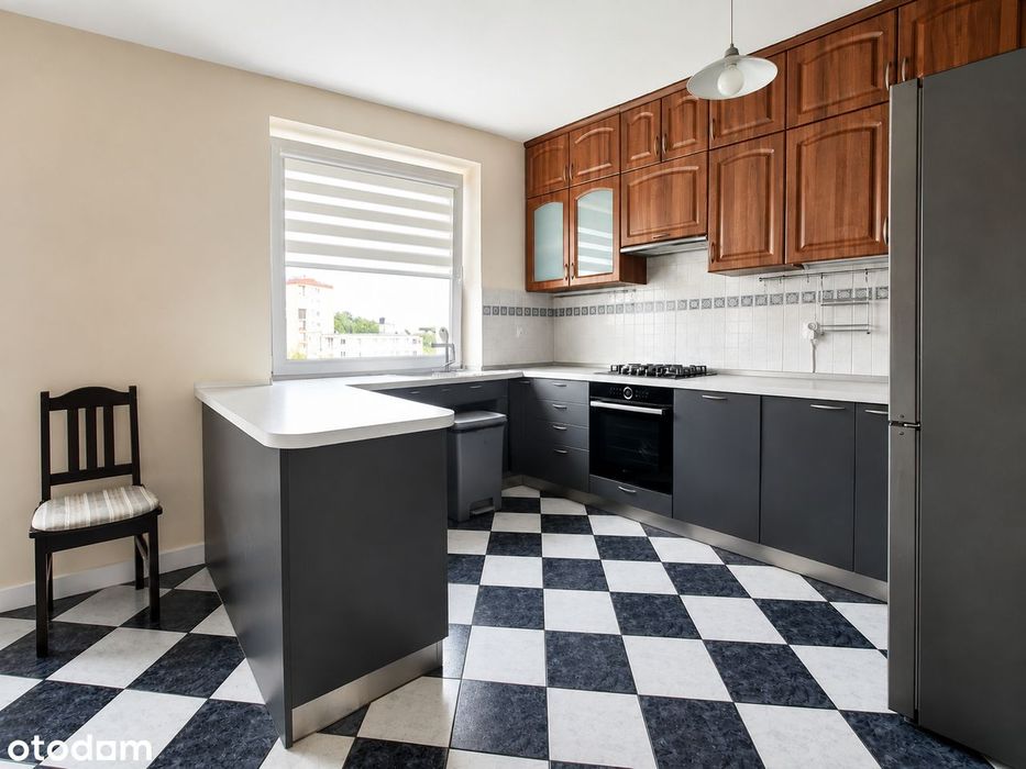 98,3 m² | 2 poziomy | 3 sypialnie | 2 łazienki | Głęboka 12