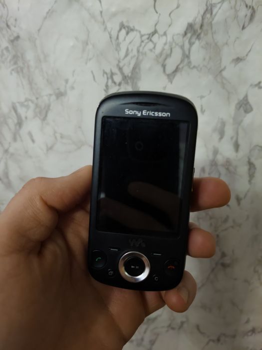 Sony ericsson zylo w20i