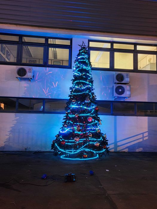 Árvore de natal 5 metros com iluminação e decoração