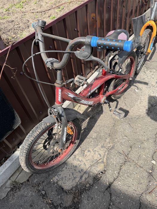 Дитячий велосипед