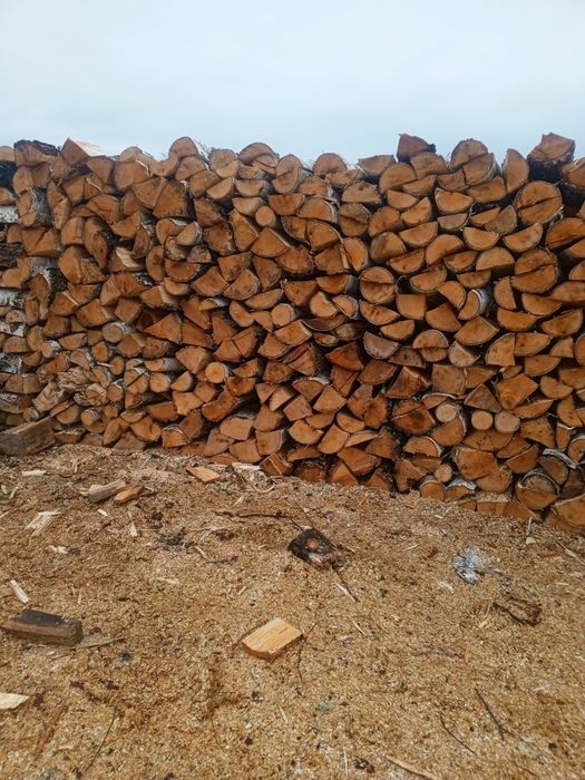 Купить дрова колоті різних порід з доставкою