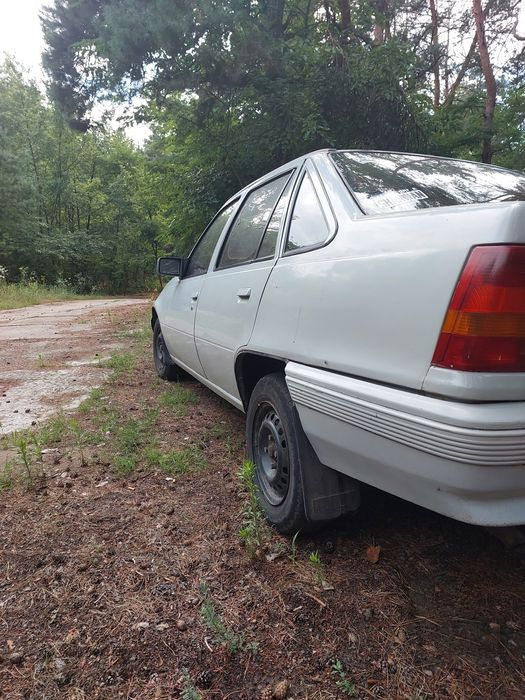 Продам автомобіль.