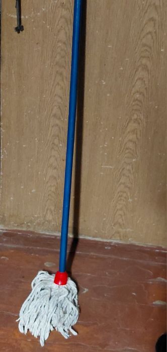 Швабра со сменной насадкой