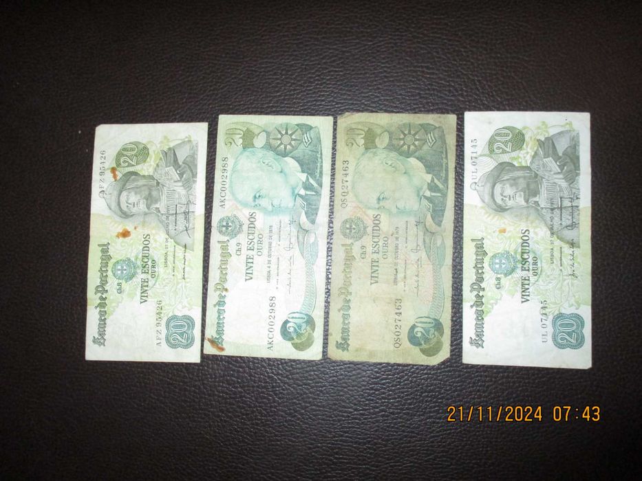 Moedas e notas antigas