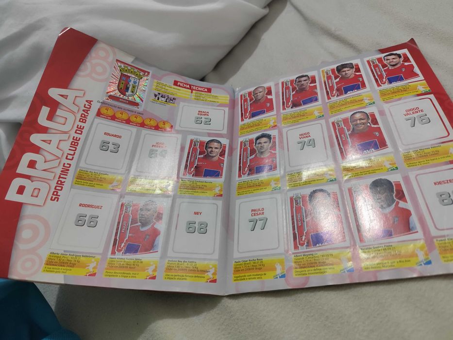 Caderneta Super Liga Futebol 2009/2010 incompleta excelente estado