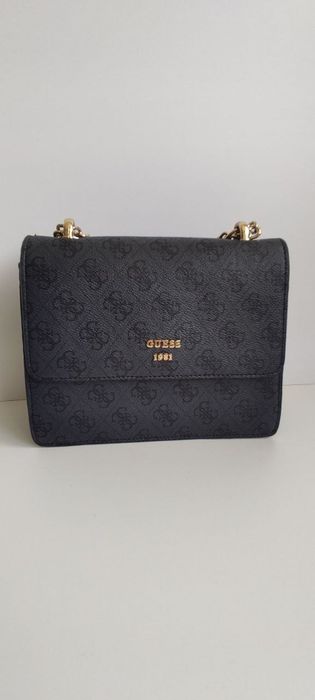 Жіноча сумка крос-боді від бренду Guess д