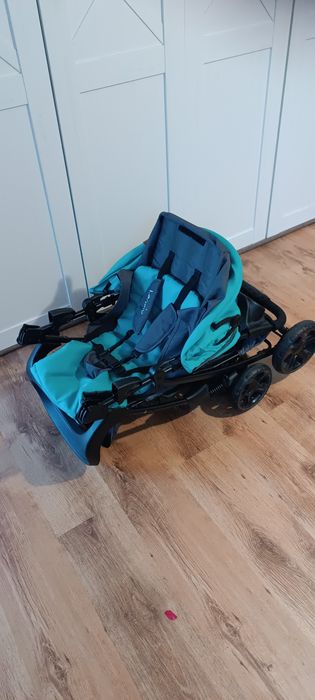 Wózek spacerowy dla dziecka