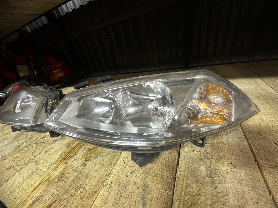 Фари передні оптика renault megan 2 рено меган 2