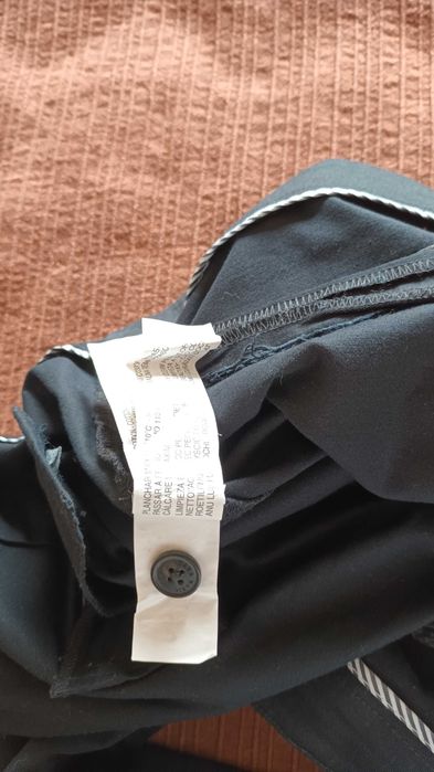 Calças pretas da Zara