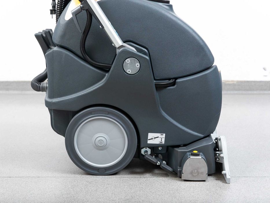 TASKI PROCARPET 45 Nowa Maszyna Do Prania Dywanów I Wykładzin Ø450mm 230V 12000 netto