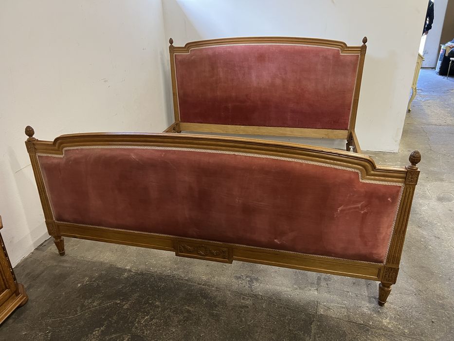 Drewniane łóżko tapicerowane 180/200/Raty