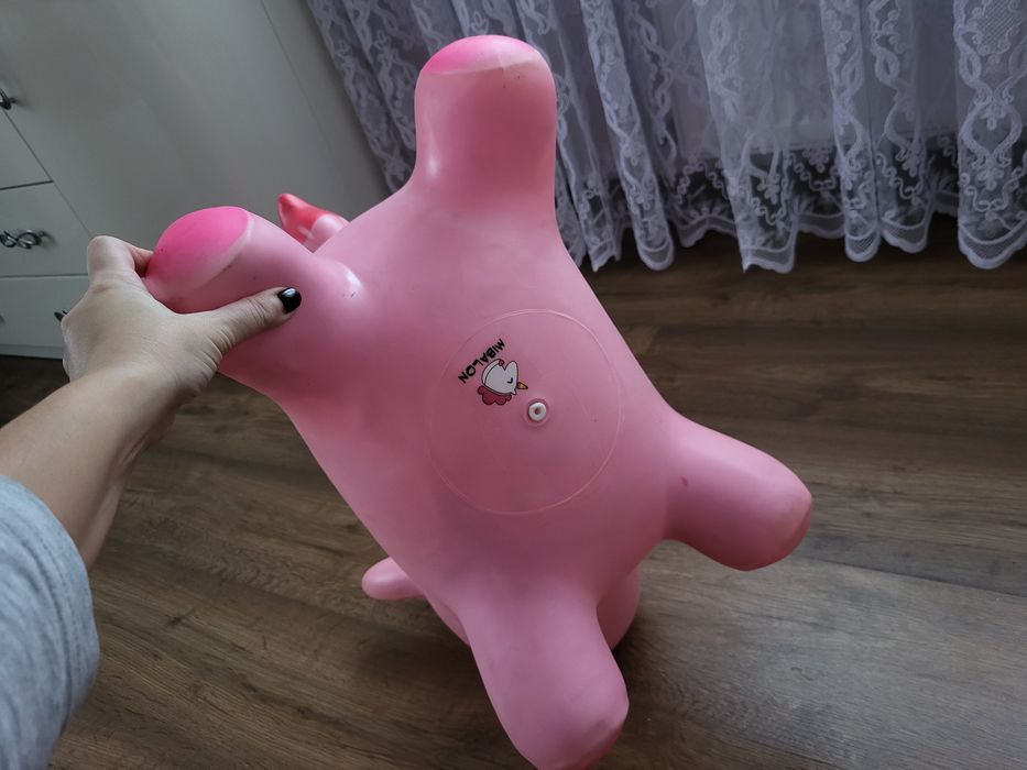 Стрибун, пригун єдиноріг резиновий, надувний