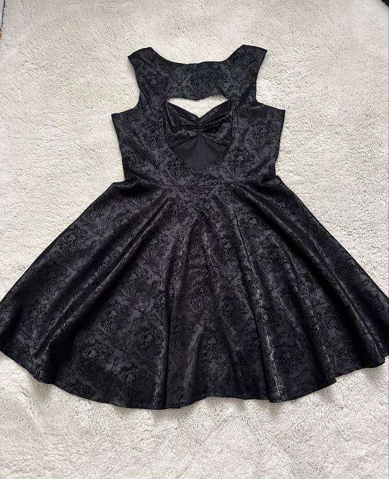 Sukienka banned gothabilly goth gothic pin up alt alternative v