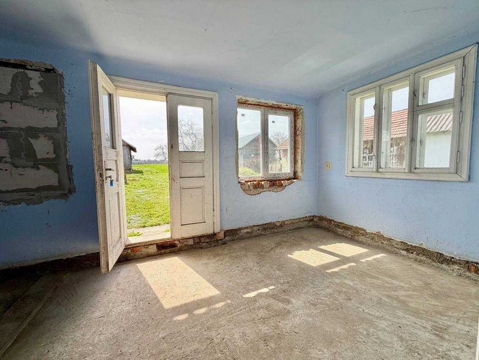 Продаж житлового будинку в с. Довге, Дрогобицький район