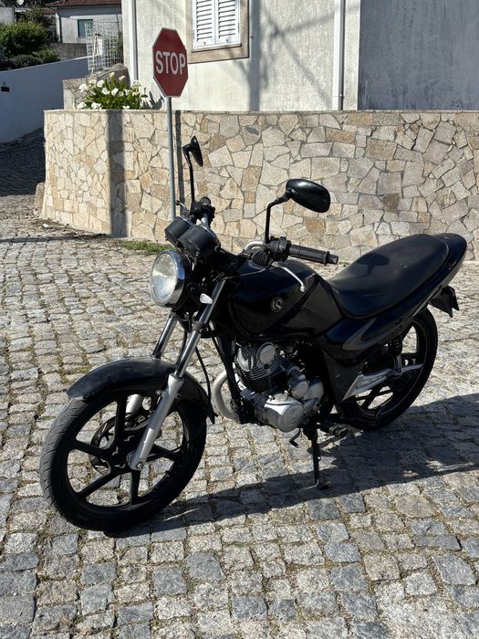 SYM 125 pronta a andar