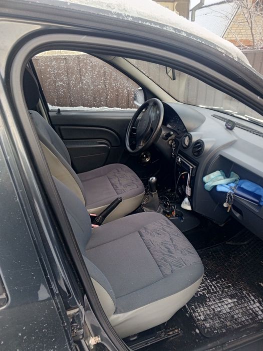 Дача Логан MСV... 2008