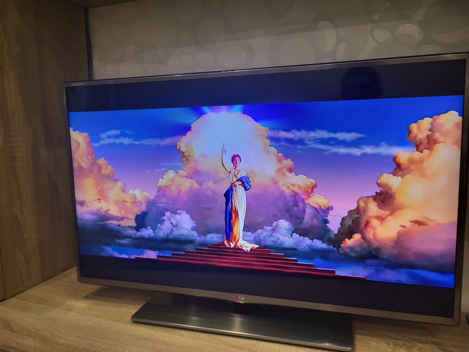 Телевізор LG smart TV, 39 дюймів 3D