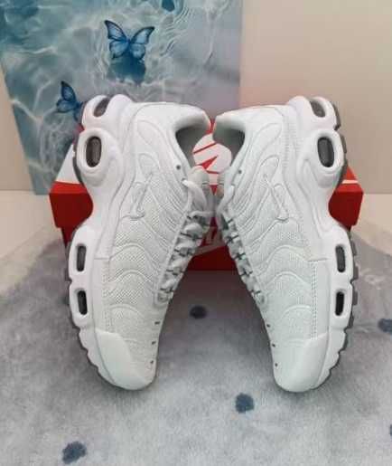 Buty  Nike Air Max TN Plus White R.43
