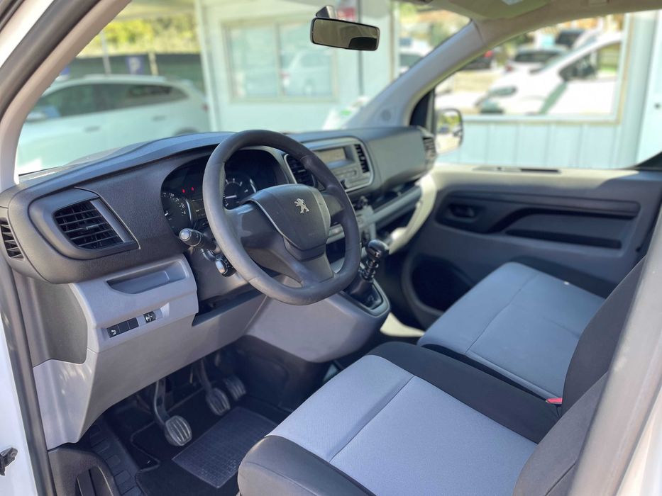 Peugeot Expert Traveller 1.5 BlueHDi 9 LUGARES/IVA DEDUTÍVEL