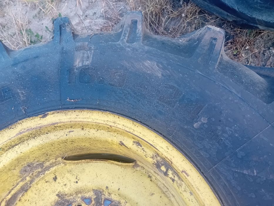 Kola opony 16.9 r 24 john deere