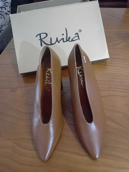 Sapatos Ruika com revestimento em pele Vit-Mel