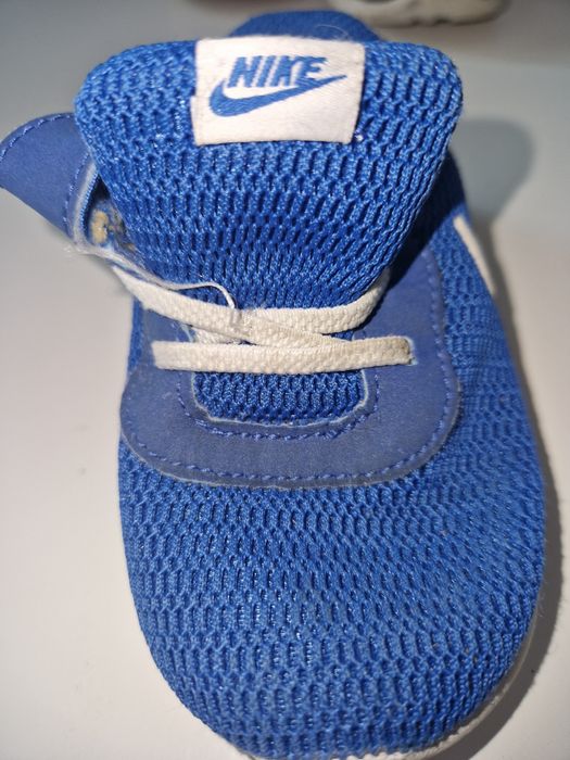 Baixa de preço Tenis nike tamanho 22