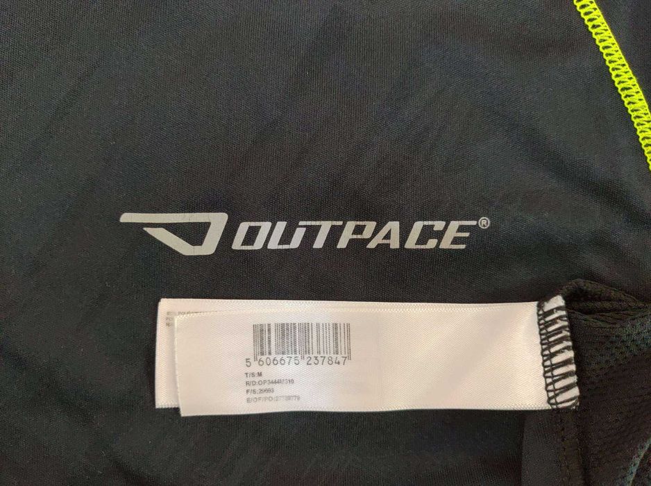 Camisola running Outpace tamanho M de manga comprida