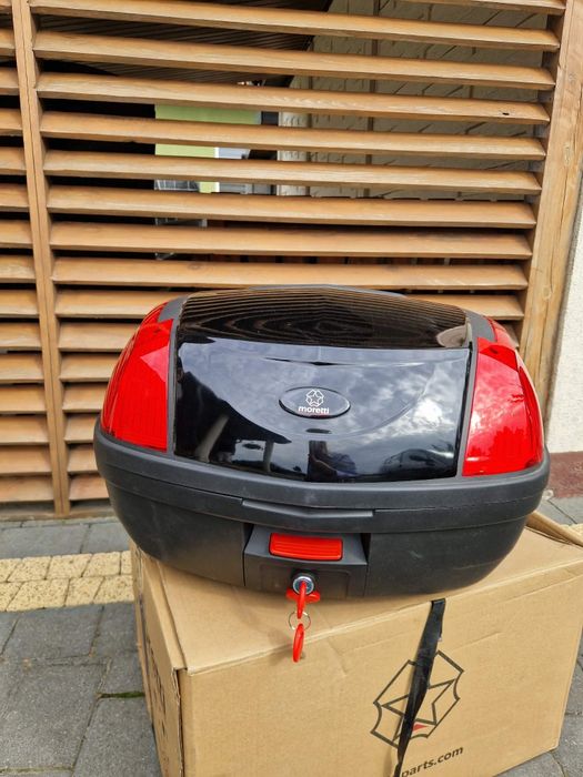 Kufer na 2 kaski moretti