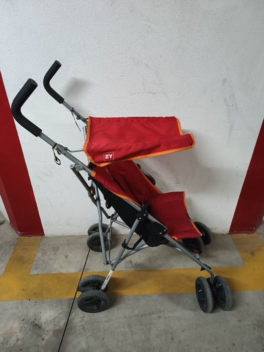 Carrinho de passeio criança vermelho Zippy