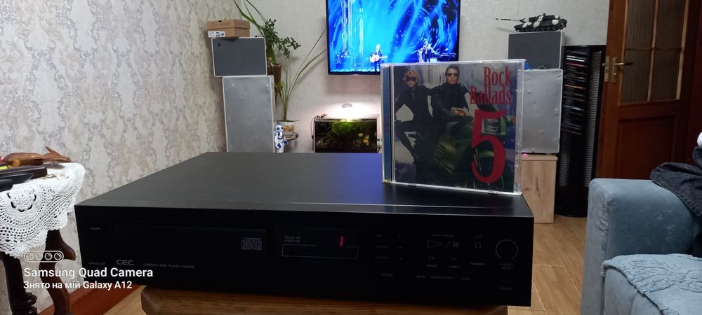 Сд.програвач C.E.C.530 CD