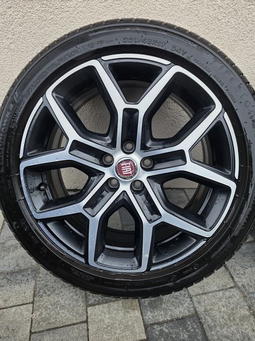 Fiat tipo cross felgi alufelgi kola opony lato Firestone 25r