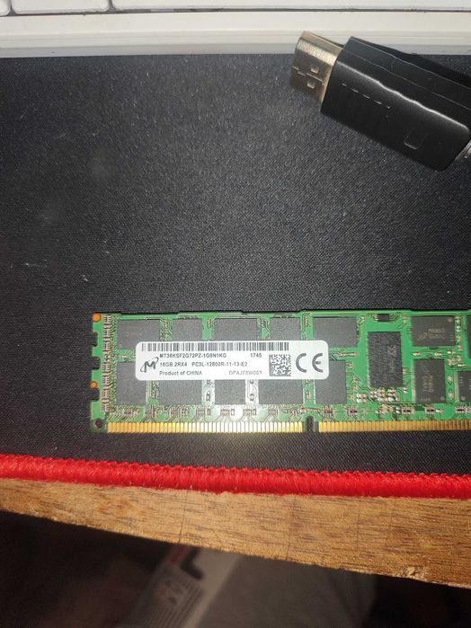 Оперативна пам'ять  DDR3-1600 16Gb

RAM Reg ОЗУ Оперативка