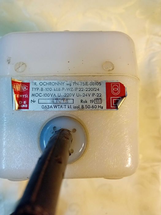 Transformator bezpieczeństwa 220V/24V z PRL-u