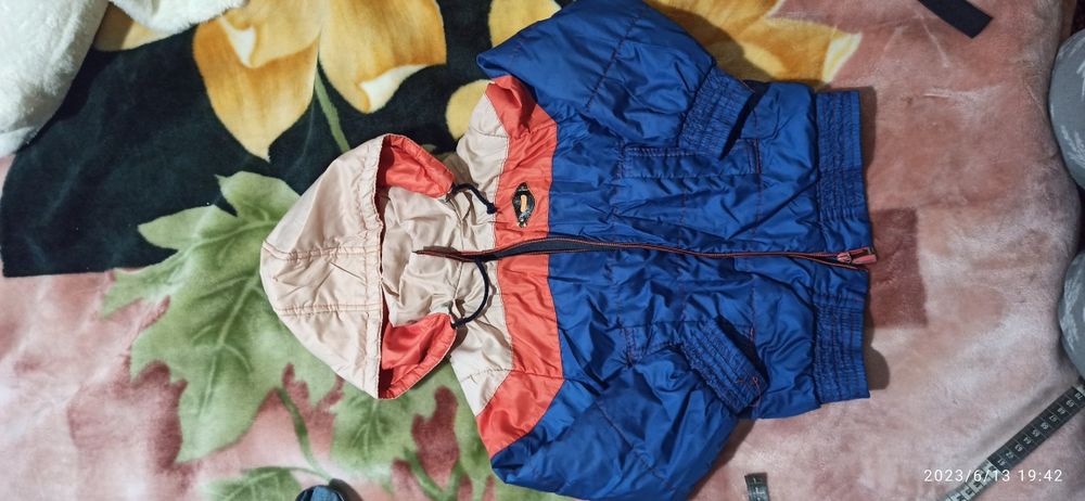 Куртка вітровка весна -осінь