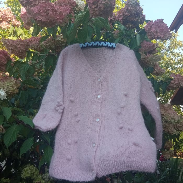 Nowy ręcznie robiony sweter kardigan handmade Drops Melody pudrowy róż