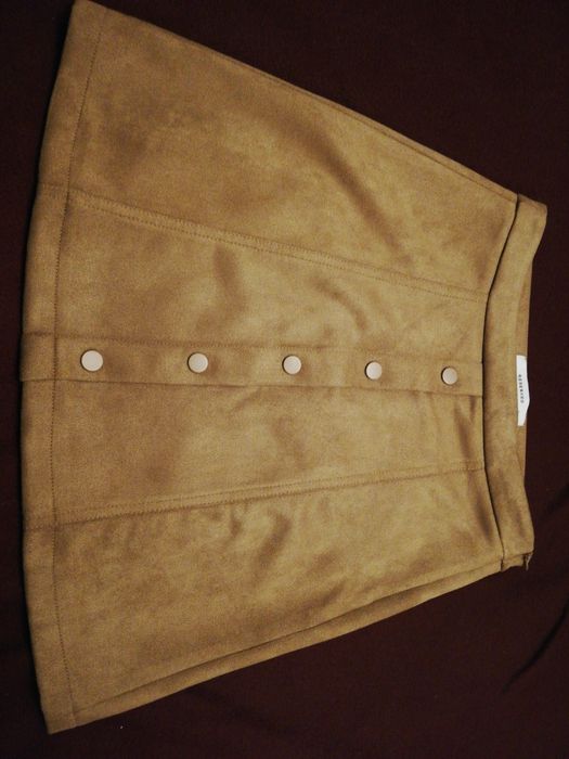 Zamszowa spódnica Reserved