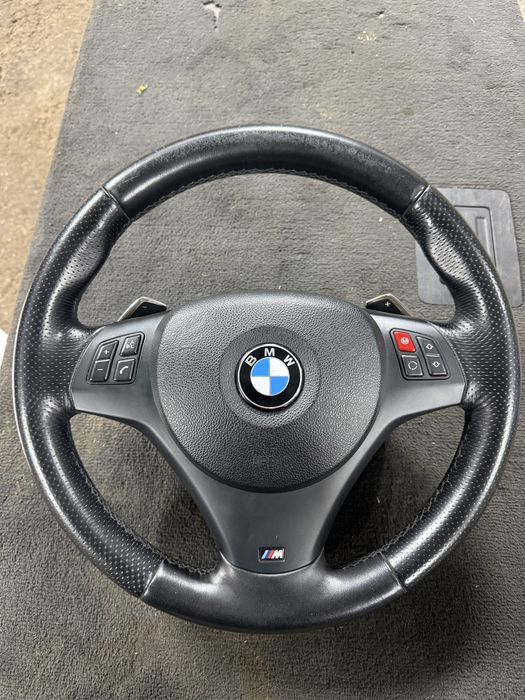 М руль з лепестками bmw e90 e91 e92 e81 e82 e87 e88 e84 с лепетсками