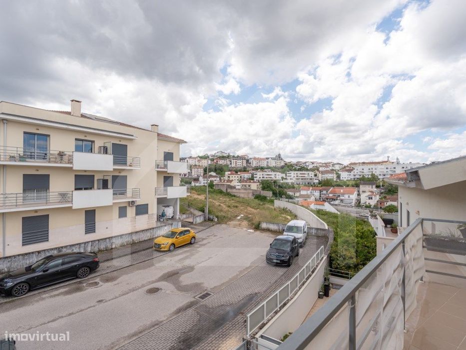 Apartamento T3 | Com sótão | Alqueves