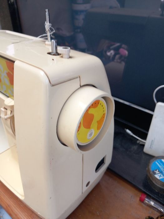 Maquina portátil singer