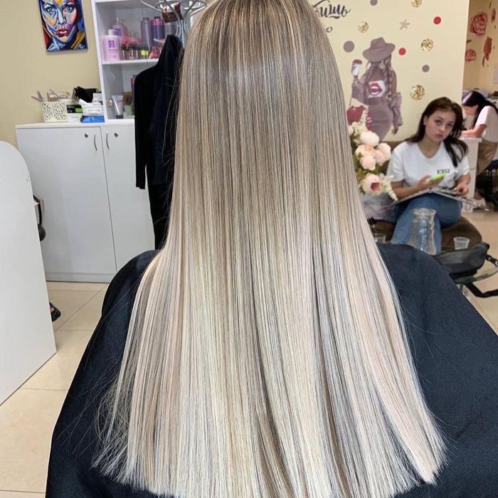 Модель окрашивание, Ботокс, Фарбування, Стрижка, зачіска ,Укладка