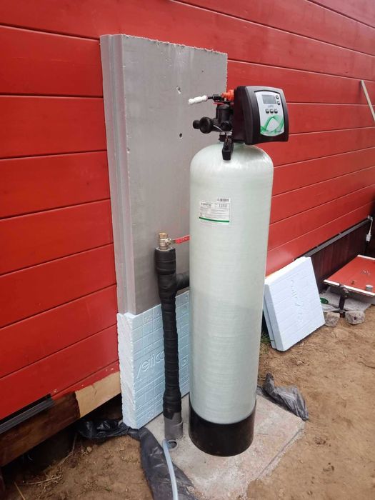 Studnie głębinowe, wiercenie, uzbrojenie, przyłącza, serwis