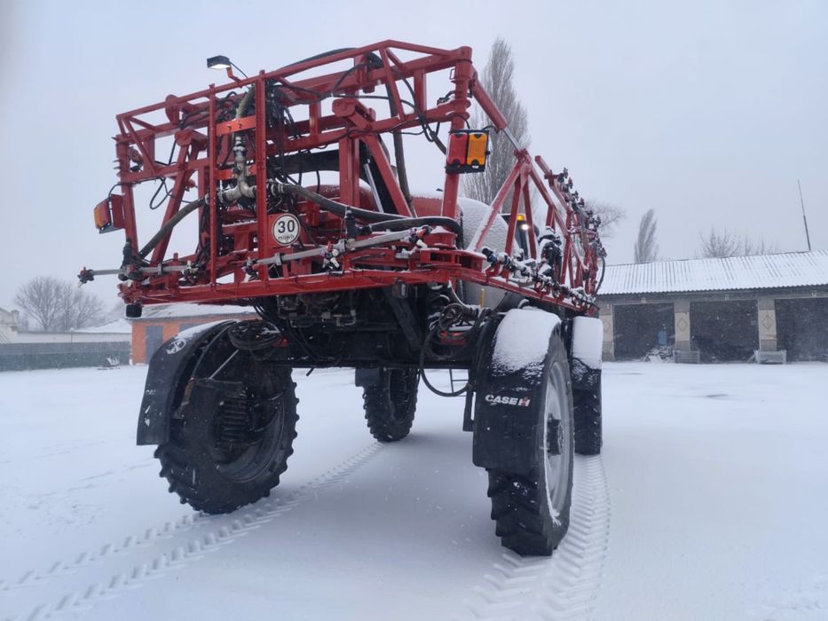 АКЦІЯ!Самохідний обприскувач CASE IH 3330